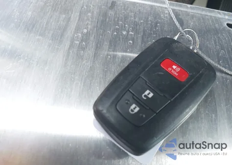 2020 Toyota C-Hr Xle from USA, damaged, VIN JTNKHMBX2L1083587